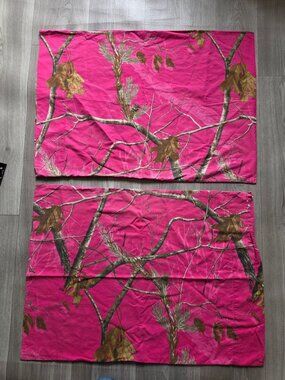 Realtree Pink Camouflage Pillowcases Standard Size Cotton Blend Hunting Decor
